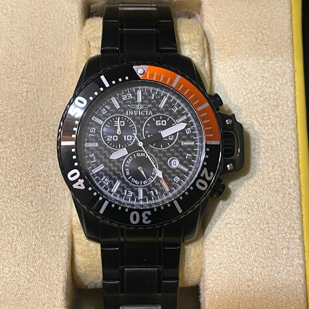 Invicta Men's 11290 Pro Diver Chronograph Carbon Fiber Dial NWT